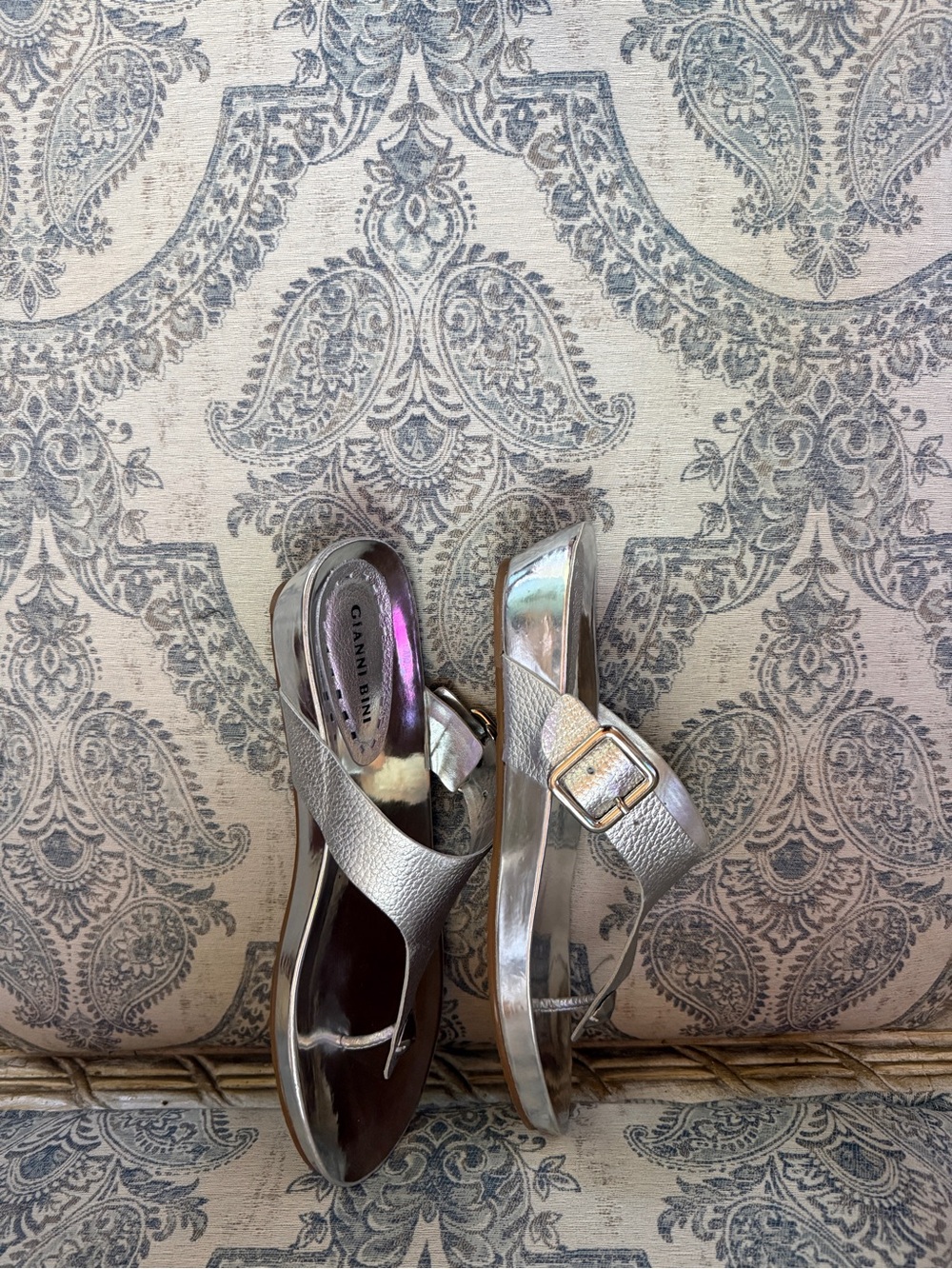 Gianni Bini Silver Metallic T-strap Sandals with Stud Detail - Picture 3 of 10